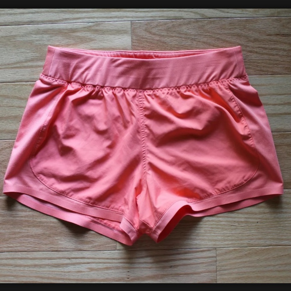 Athleta shorts size S small orange peach NWOT